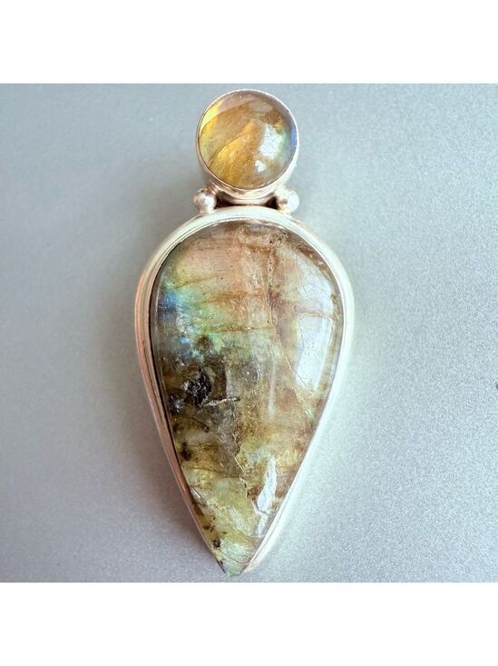 Jewelry - Artisan Boho 24.76 CT Labradorite Sajen Style 925 Sterling Silver 1.75" Pendant